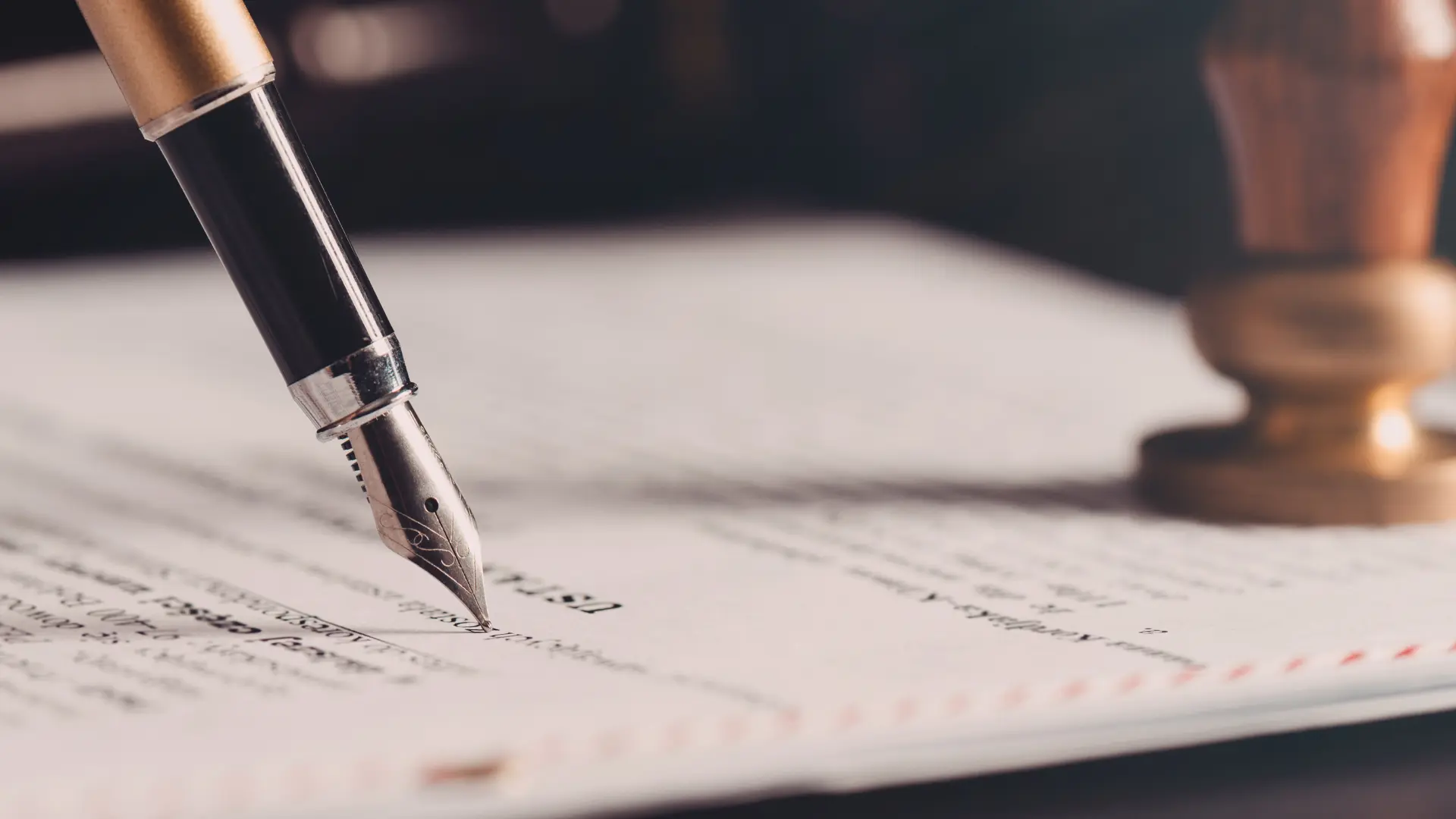 Av. Pınar KONAÇ - Karşıyaka Avukat - İzmir Avukat